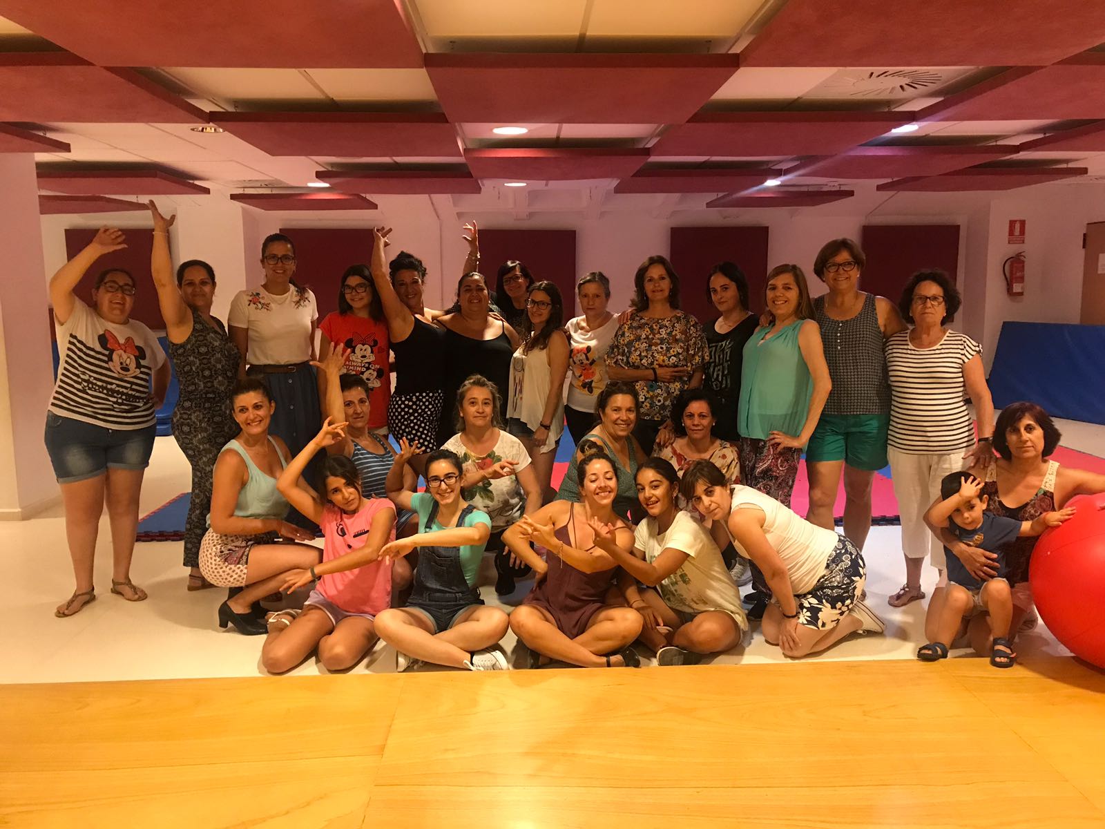 Clausura taller Sevillanas